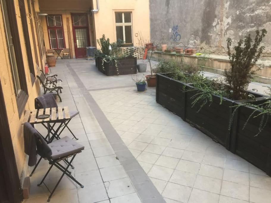 Central Apartment Kiraly Street Budapest Ngoại thất bức ảnh